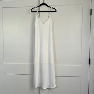 Gianni Bini satin white midi dress